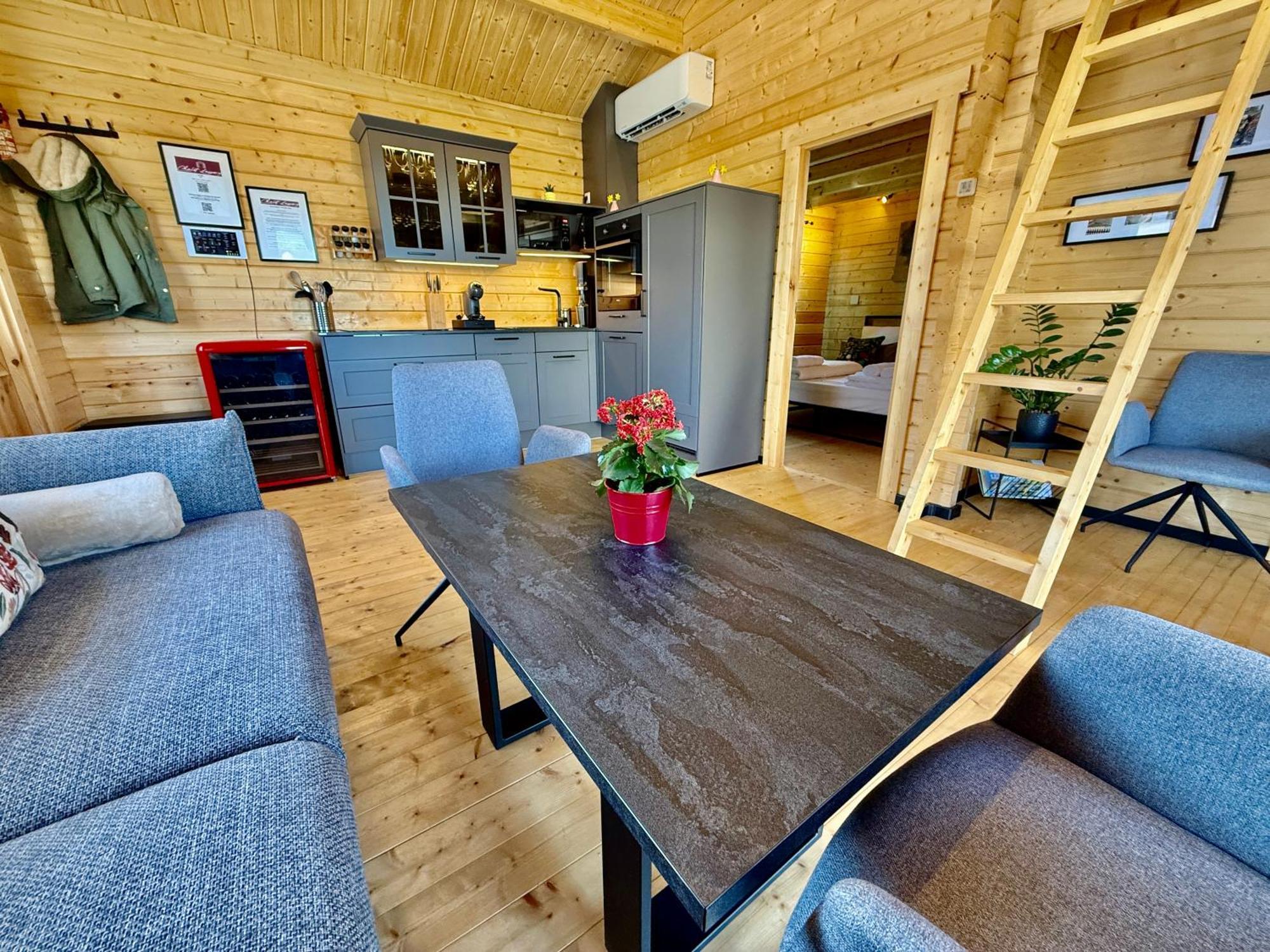 Chalet Lasserg Münstermaifeld エクステリア 写真